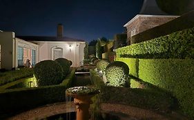 Villa Adalbert Guesthouse (Adults Only)